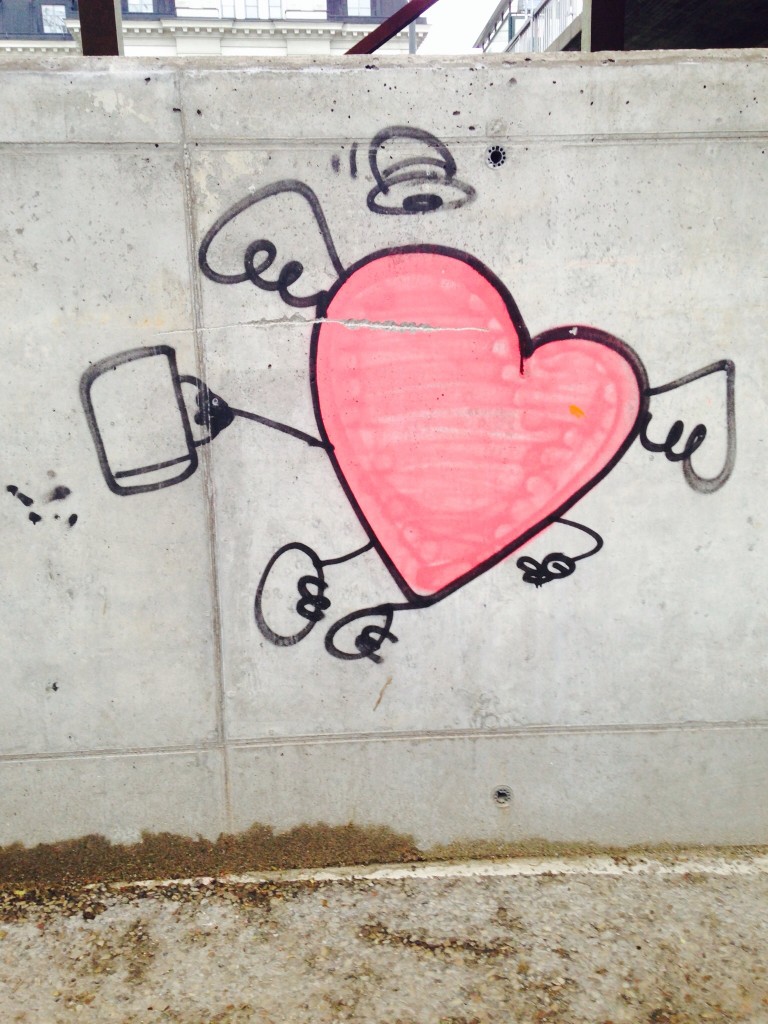 Instagram photo Graffitti heart on the wall in Stockholm (Photo Hanna Andersson)