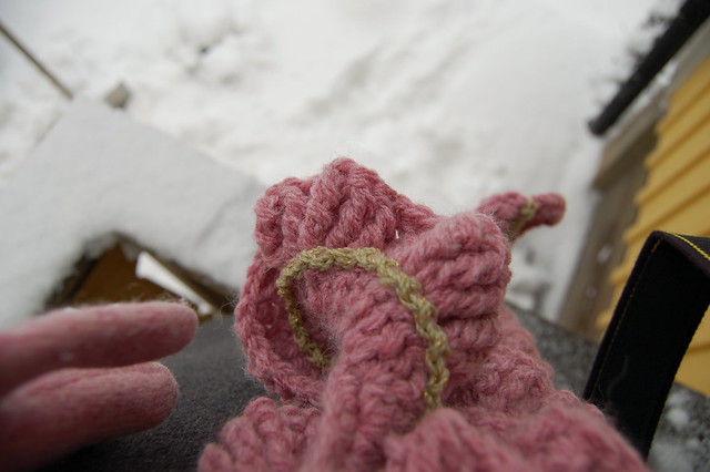 iHannas romantic swirly scarf (copyright Hanna Andersson)