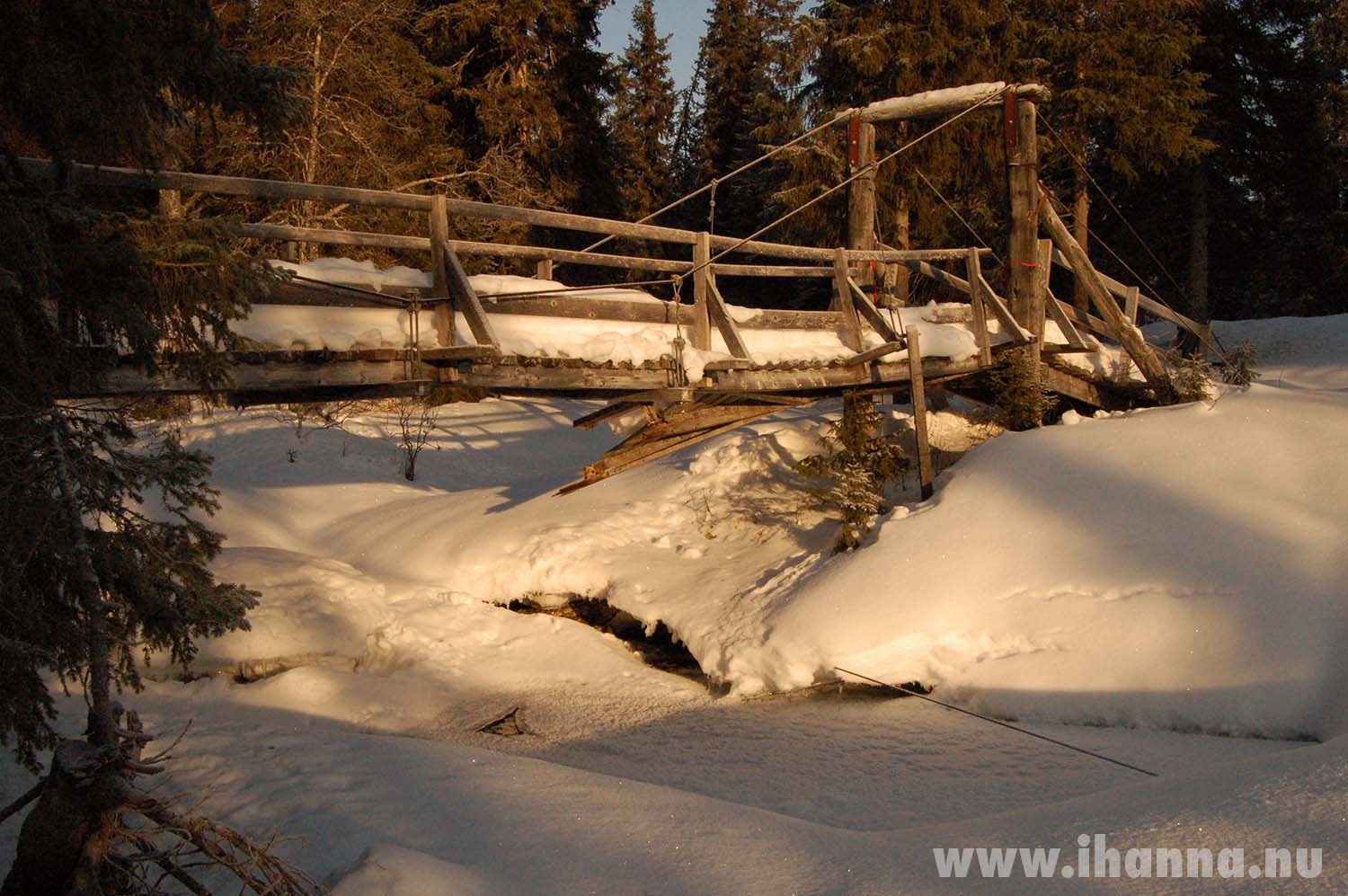 Broken bridge in snowy landscape in Sweden - Photo copyright Hanna Andersson