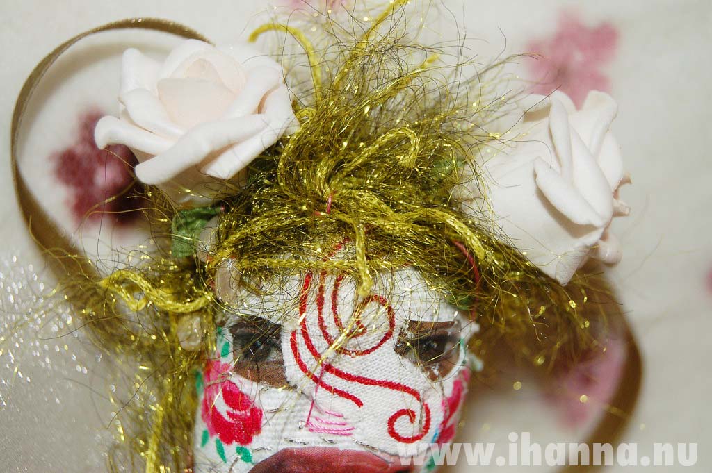 Art doll number five (5) detail of Ellas head - made in January 2006 by iHanna (Copyright Hanna Andersson)