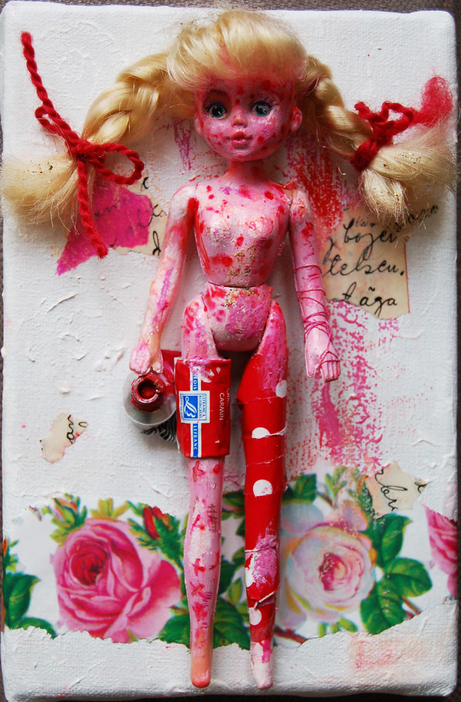 Artwork on canvas Adolescent (II) - doll assemblage (Copyright Hanna Andersson)