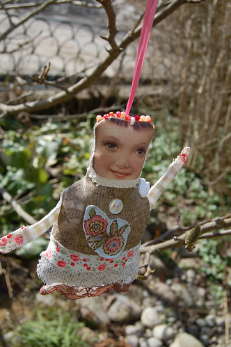 Textile Art doll Emelie made by artist iHanna (Copyright Hanna Andersson)
