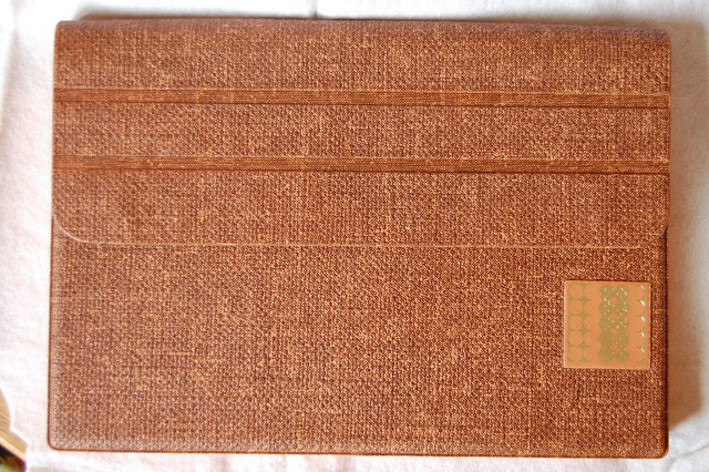 Small home archive in brown thrifted by iHanna 2006