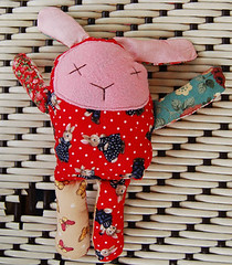 Mini moopy softie bunny front made by iHanna 2006 (Photo Copyright H. Andersson)