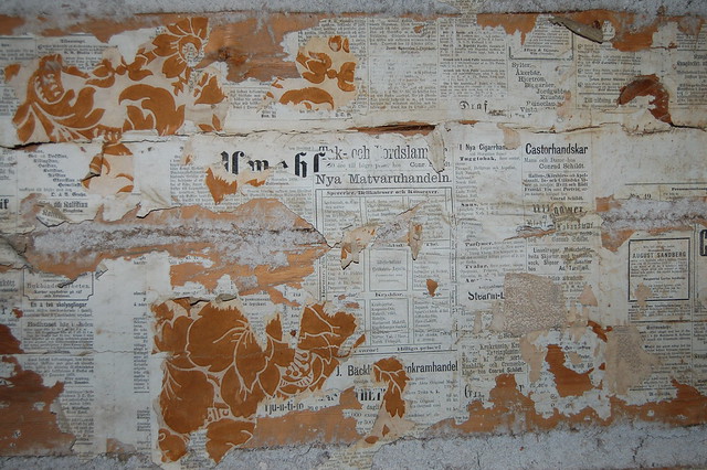 Vintage Wallpaper Wall Collage - photo by iHanna, Copyright Hanna Andersson