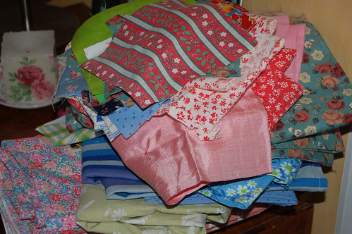 Pile of scrap fabrics in the living room 2006 (Photo Copyright H. Andersson)