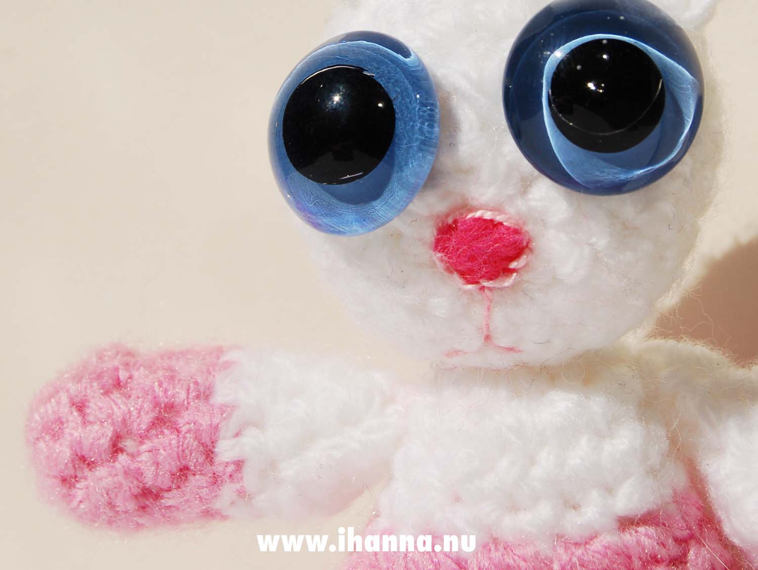 Amigurumi Bunny by iHanna called Eye-Boo the Bunny (Photo copyright Hanna Andersson)