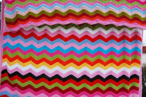 Ripple Afghan by iHanna hanging 2008 (Photo copyright H. Andersson)