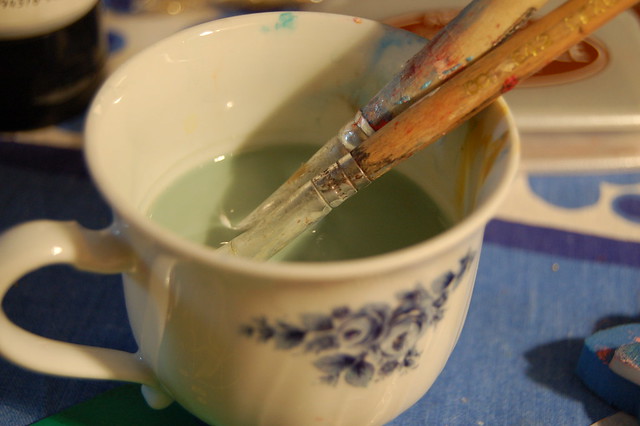 Dirty paint water (Copyright Hanna Andersson)