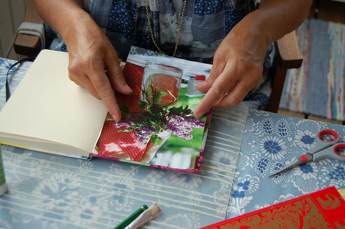 How to make a Paper Patchwork Notebook Cover - tutorial by iHanna (Photo copyright Hanna Andersson)