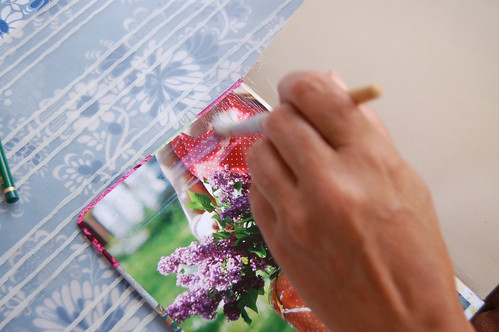 How to make a Paper Patchwork Notebook Cover - tutorial by iHanna (Photo copyright Hanna Andersson)