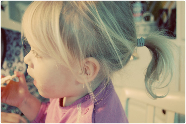 Pony tail cousin (copyright Hanna Andersson)