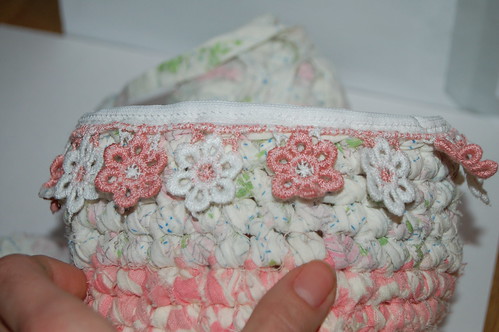 Crocheted bowl (copyright Hanna Andersson) Crocheted bowl by iHanna (copyright Hanna Andersson)