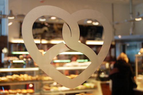 Kringlan bakery and store front