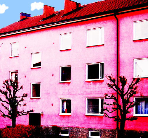 A Pink House under a cloudy sky (Photo by iHanna - Hanna Andersson) A Pink House under a cloudy sky (Photo by iHanna - Hanna Andersson)
