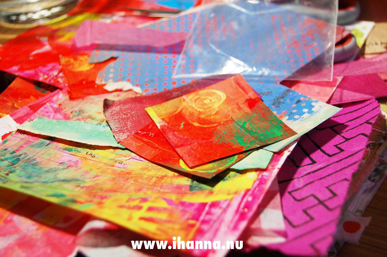 Hand painted collage papers (Photo by iHanna - Hanna Andersson) Hand painted collage papers (Photo by iHanna -