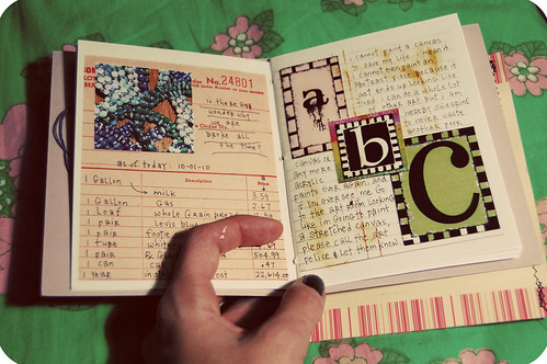 Inside peek of Glimpse zine 2010 (Photo copyright H. Andersson) 