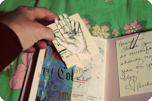 A fun little zine surprise from Becky in her Glimpse zine 2010 (Photo copyright H. Andersson) 