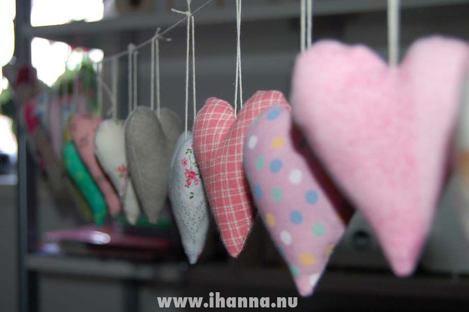 Heart on a String project by iHanna from the book Pretty Little Gifts published by Lark (Copyright Hanna Andersson)