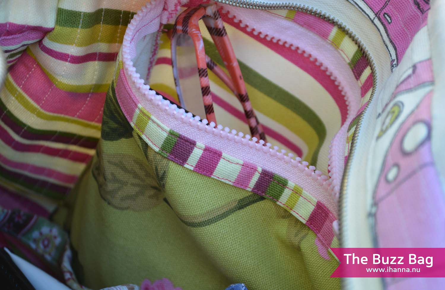The Campervan bowling Bag Inner pocket made by iHanna (Photo copyright Hanna Andersson)