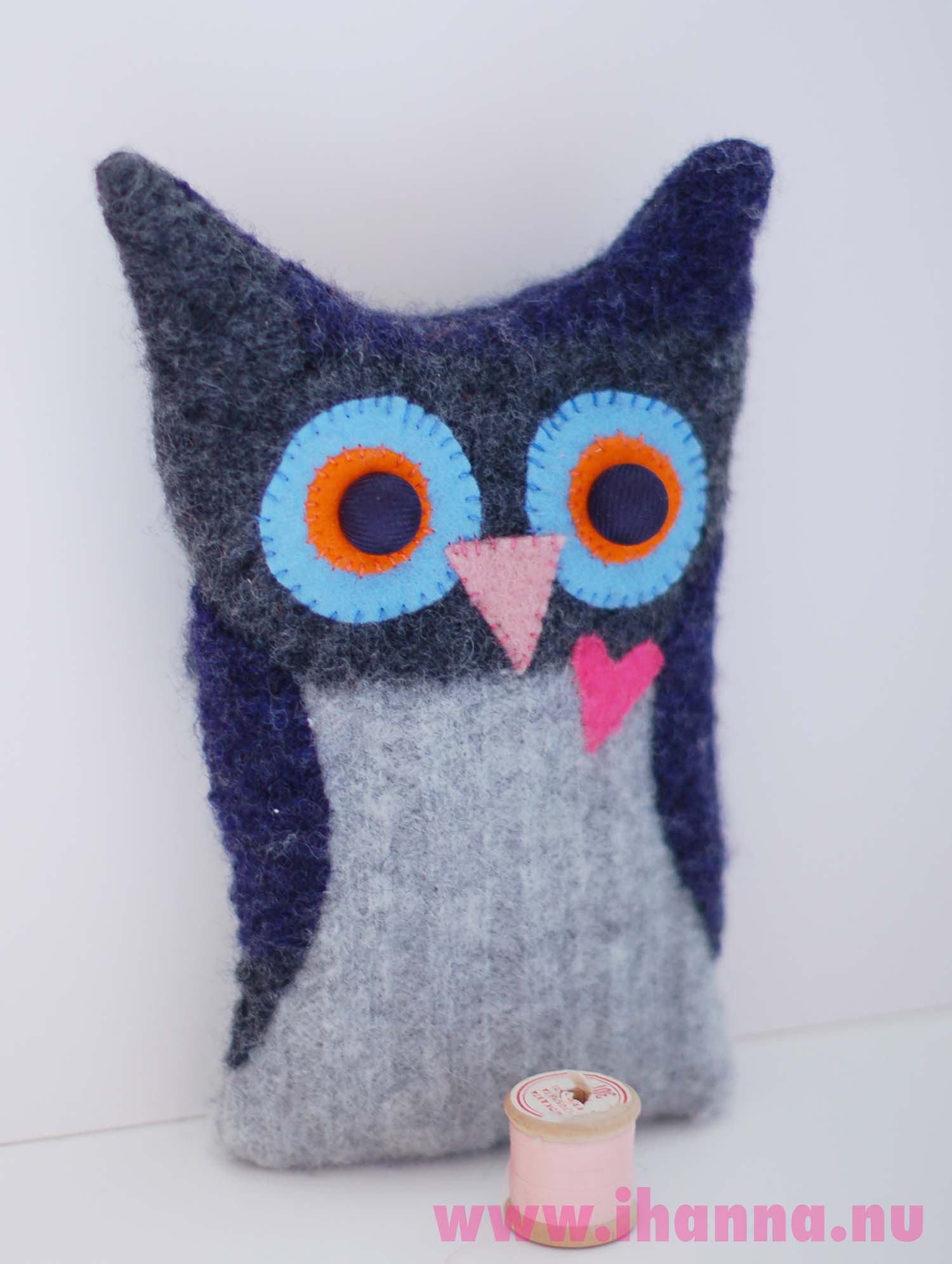 Wool Owl #1 made from a recycled wool sweater by iHanna (Copyright Hanna Andersson)