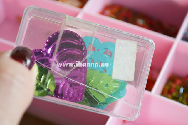 Bigger sequins and smaller box (Photo copyright Hanna Andersson)