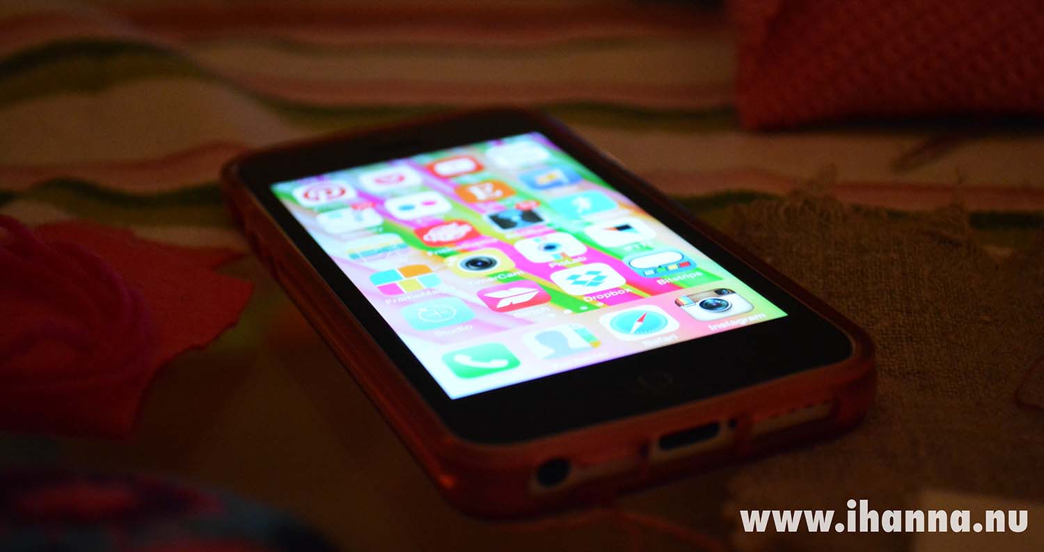 Cellphone with the lights on 2014 (Photo copyright H. Andersson)