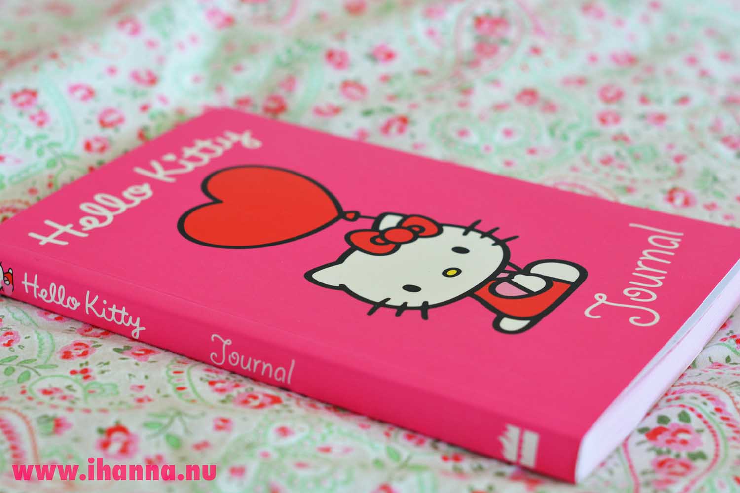 Hello Kitty journal by iHanna (Photo copyright Hanna Andersson)