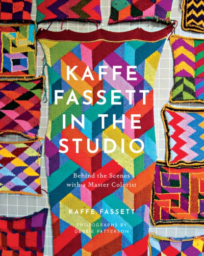 Book review by iHanna of Kaffe Fassett in the Studio (2021)