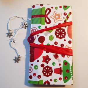 Christmas journal no 33 with button closure
