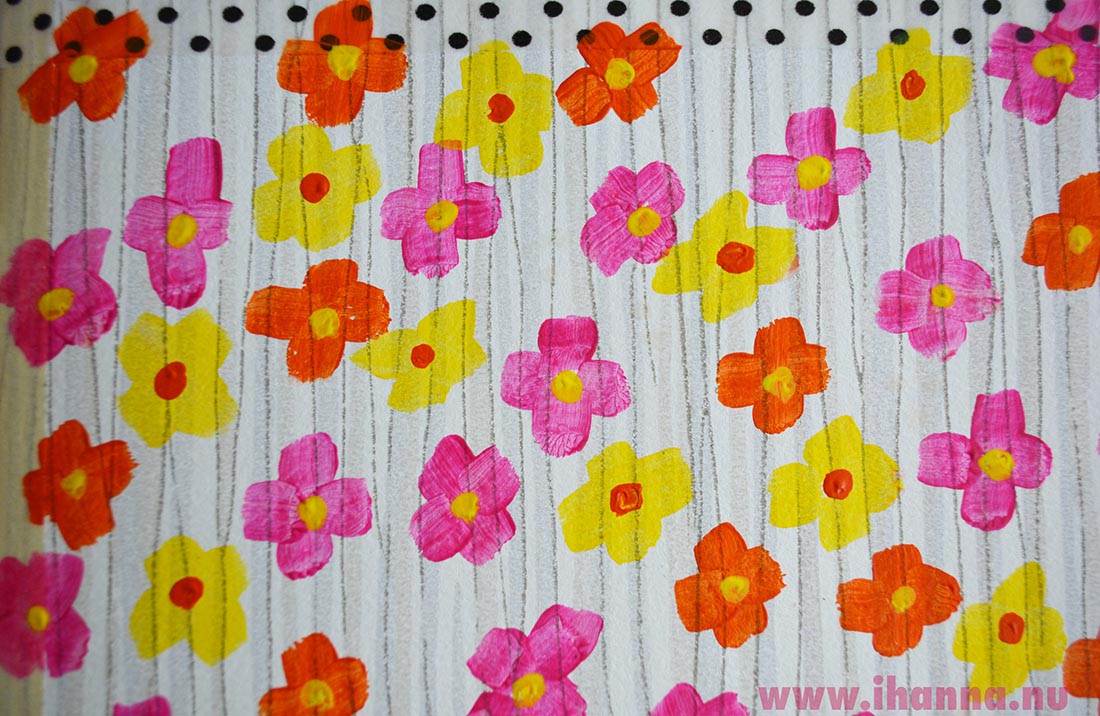 PinkDaisy & YellowDaisy flowers painted by iHanna